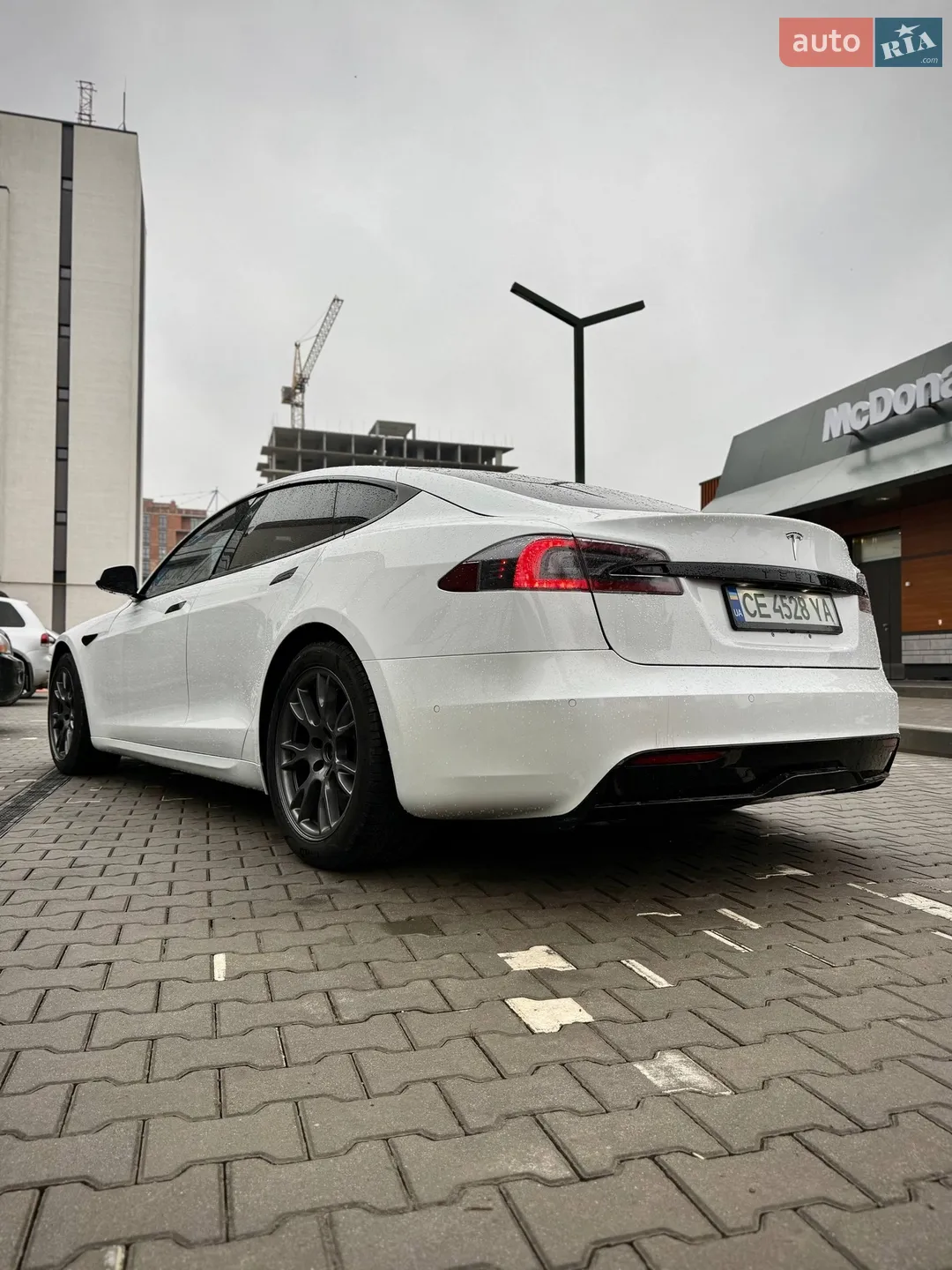 2022 Tesla Model S - мініатюра 9