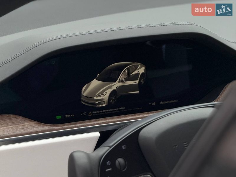 Лифтбек Tesla Model S 2022 в Черновцах
