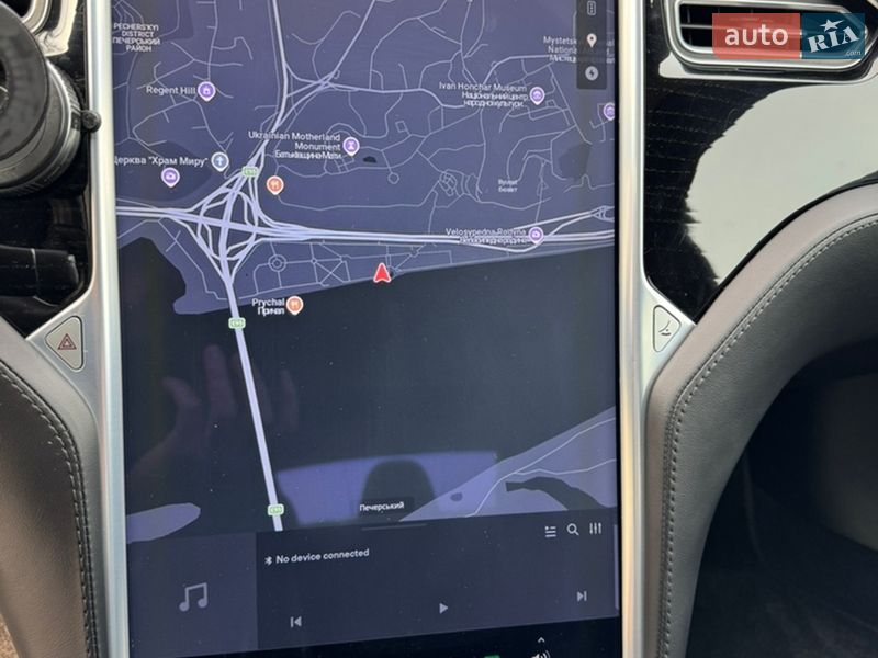 Лифтбек Tesla Model S 2017 в Киеве фото 24 Лифтбек Tesla Model S 2017 в Киеве