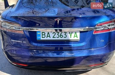Ліфтбек Tesla Model S 2017 в Кропивницькому