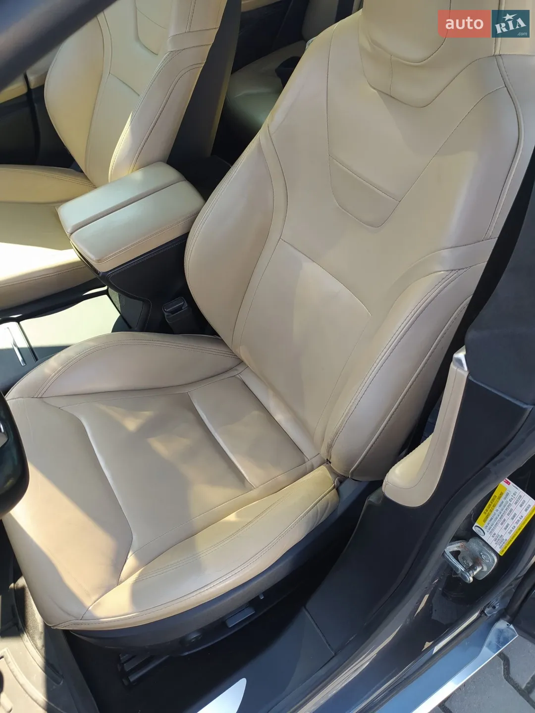 2016 Tesla Model S - мініатюра 14