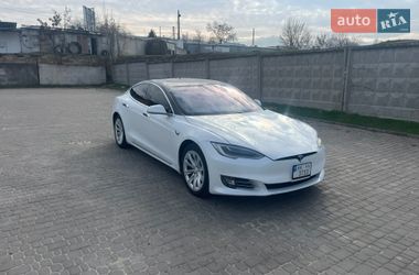 Лифтбек Tesla Model S 2019 в Первомайске