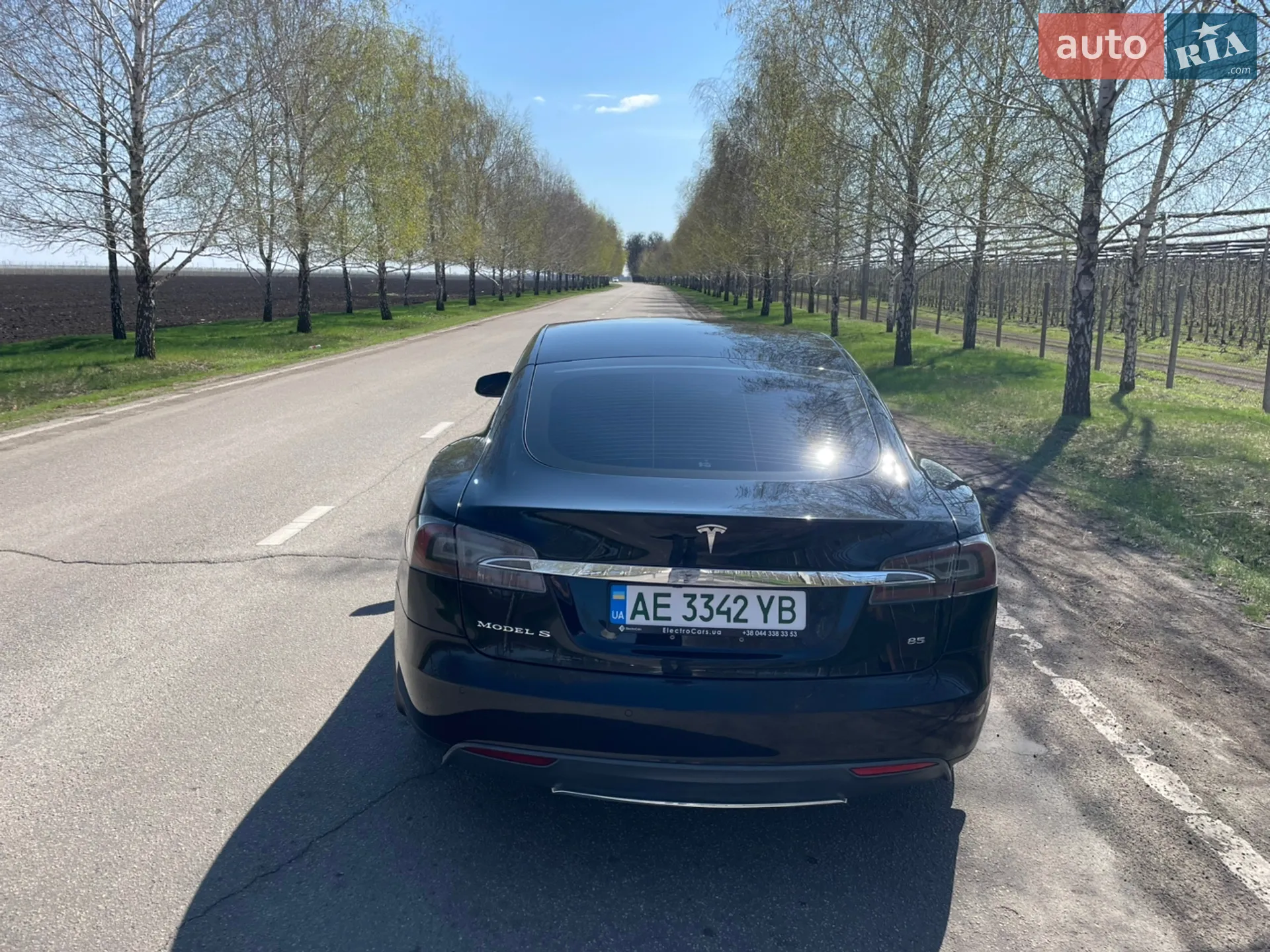 2014 Tesla Model S - мініатюра 2