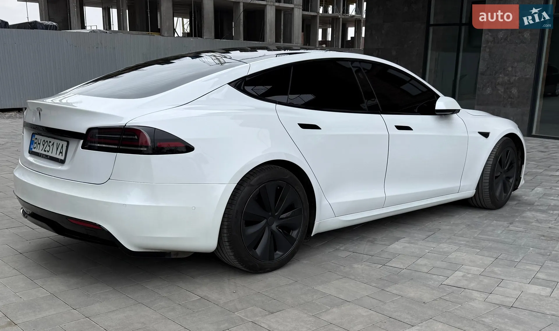 2022 Tesla Model S - мініатюра 17