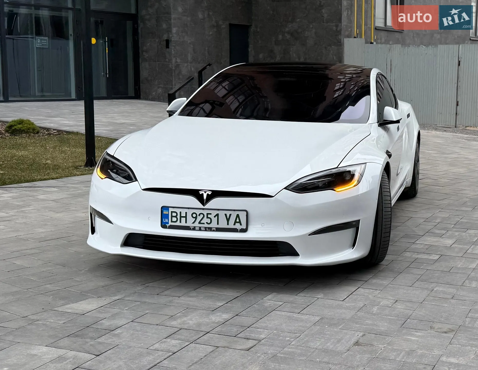 2022 Tesla Model S - мініатюра 27