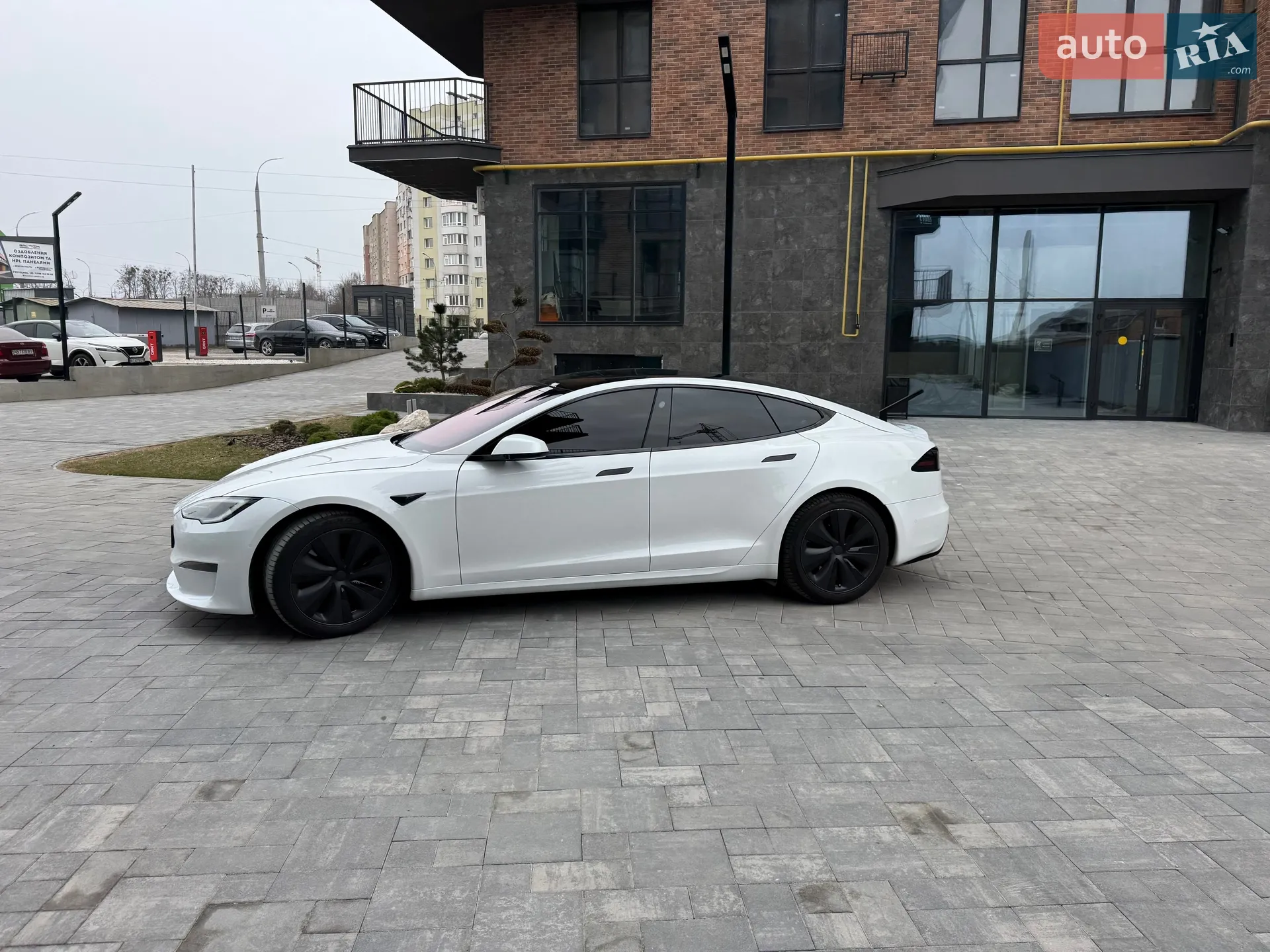 2022 Tesla Model S - мініатюра 84