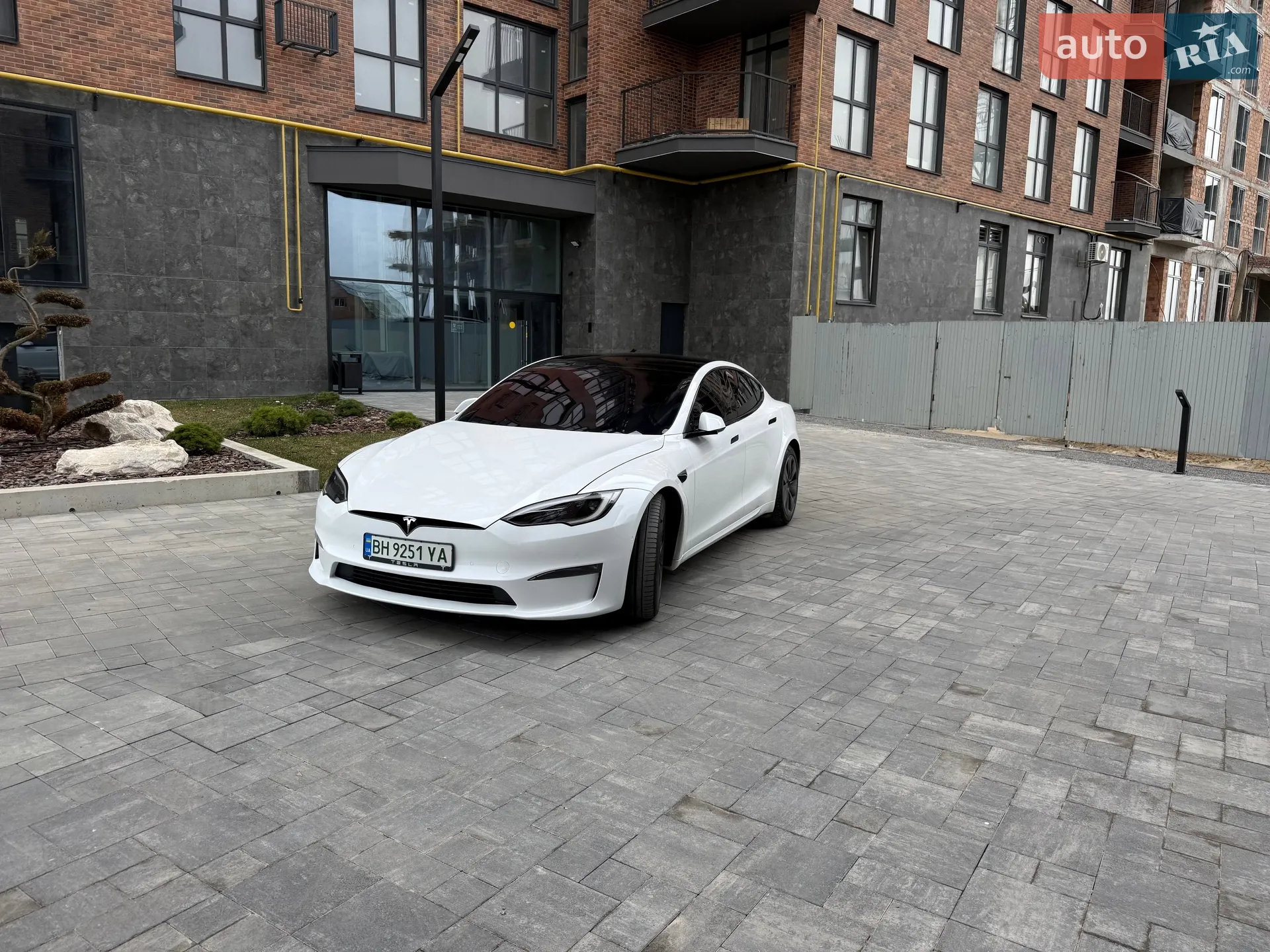 2022 Tesla Model S - мініатюра 90