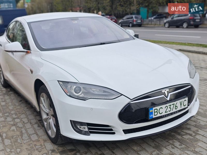 Tesla Model S 2014 Tesla Model S 2014