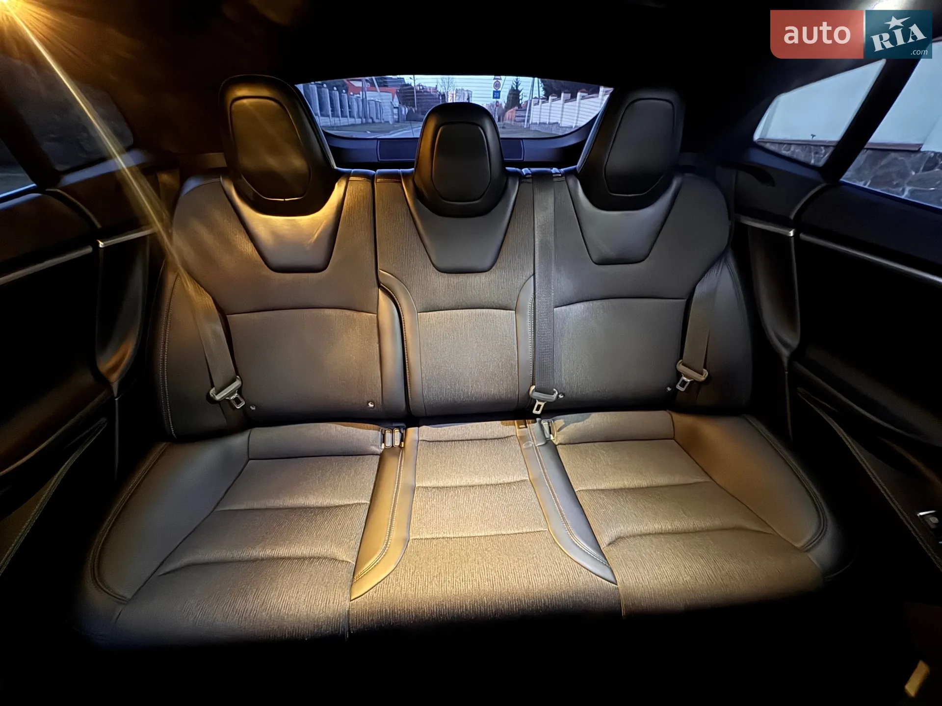 2014 Tesla Model S - мініатюра 33