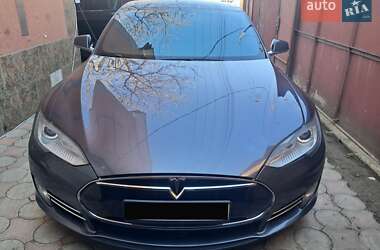Лифтбек Tesla Model S 2015 в Одессе