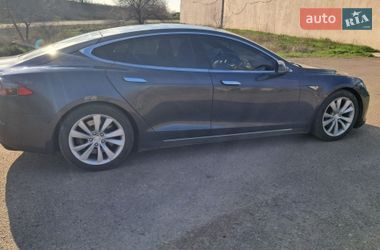Лифтбек Tesla Model S 2015 в Одессе
