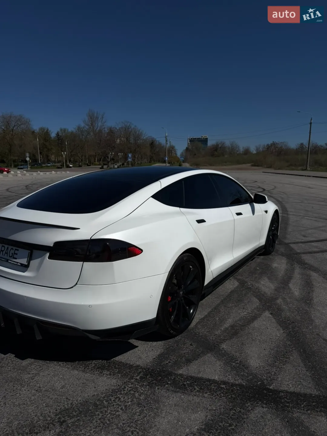 2015 Tesla Model S - мініатюра 9