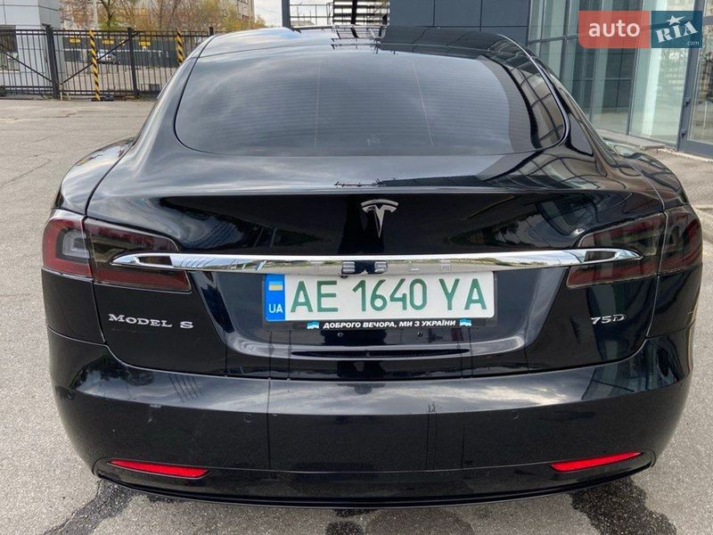 Ліфтбек Tesla Model S 2018 в Харкові фото 6 Ліфтбек Tesla Model S 2018 в Харкові