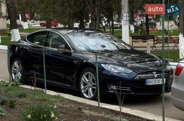 Лифтбек Tesla Model S 2013 в Одессе