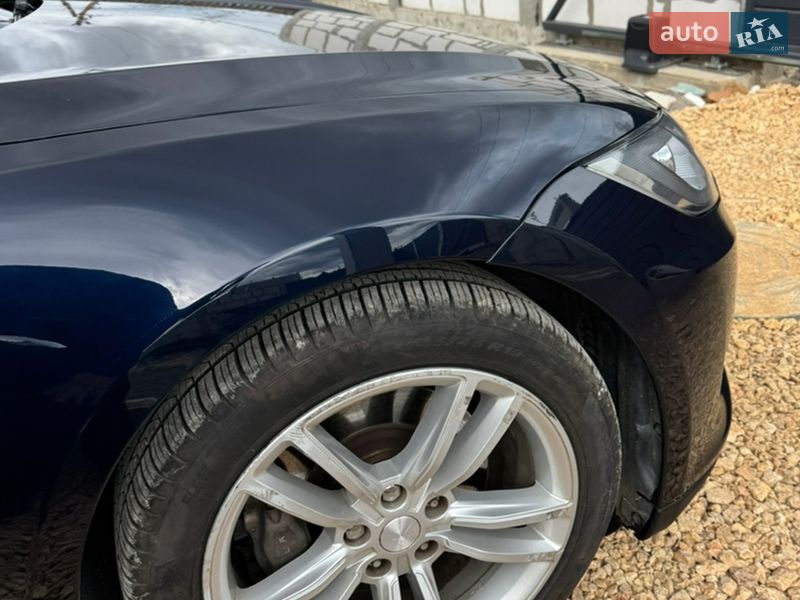 Ліфтбек Tesla Model S 2013 в Одесі