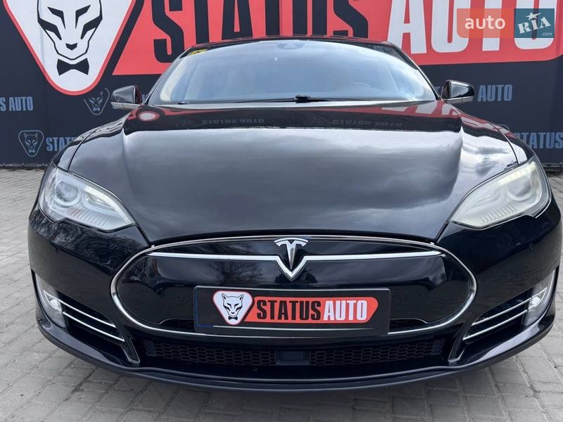 Ліфтбек Tesla Model S 2015 в Вінниці фото 4 Ліфтбек Tesla Model S 2015 в Вінниці