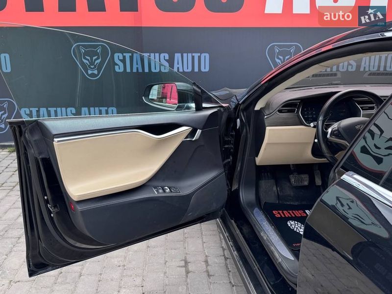 Ліфтбек Tesla Model S 2015 в Вінниці фото 13 Ліфтбек Tesla Model S 2015 в Вінниці