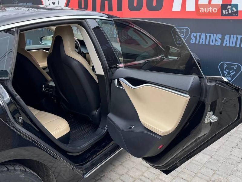 Ліфтбек Tesla Model S 2015 в Вінниці фото 29 Ліфтбек Tesla Model S 2015 в Вінниці