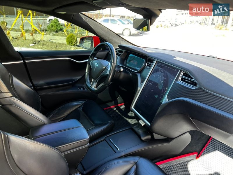 Ліфтбек Tesla Model S 2016 в Софіївській Борщагівці фото 29 Ліфтбек Tesla Model S 2016 в Софіївській Борщагівці
