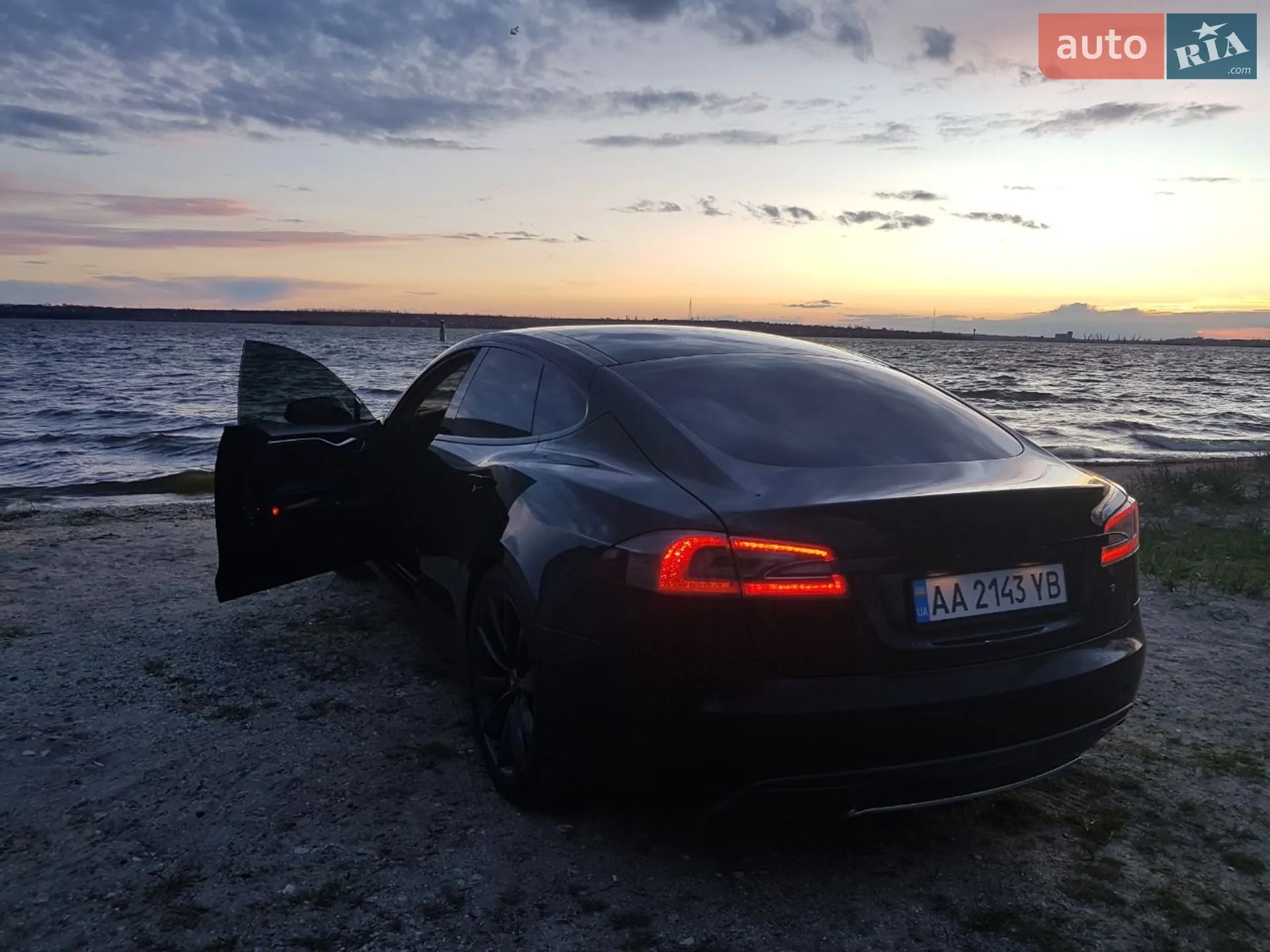 2013 Tesla Model S - мініатюра 3