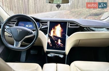 Ліфтбек Tesla Model S 2015 в Кропивницькому
