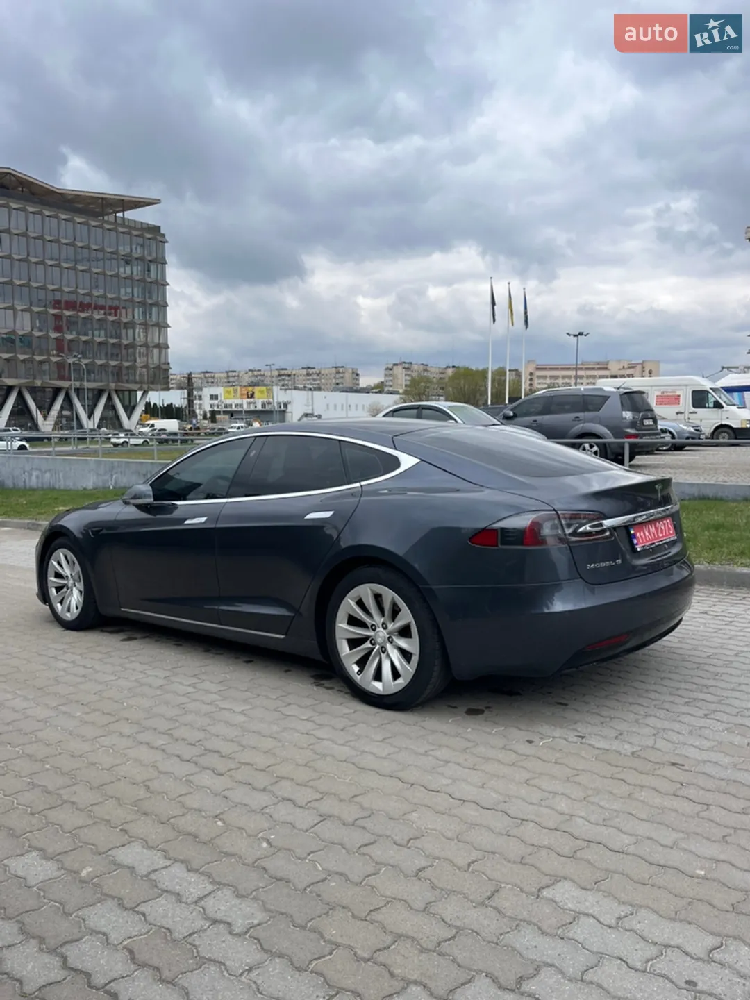 2017 Tesla Model S - мініатюра 9