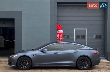 Ліфтбек Tesla Model S 2019 в Києві