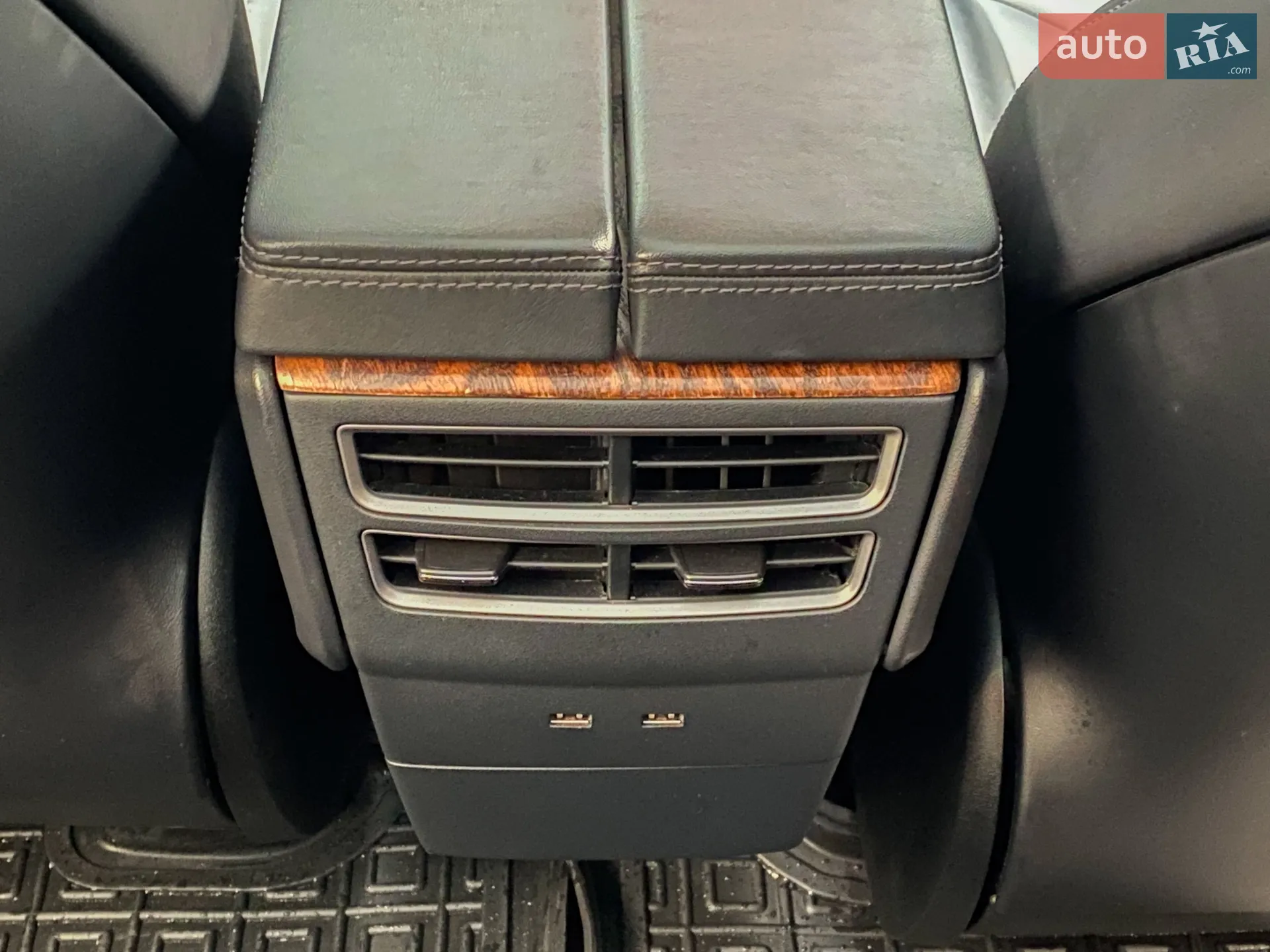 2019 Tesla Model S - мініатюра 17