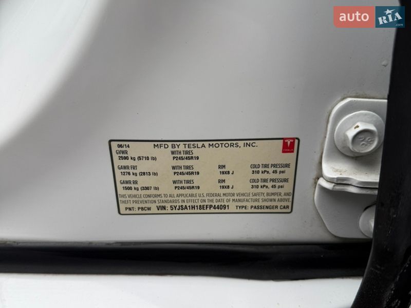 Ліфтбек Tesla Model S 2014 в Умані фото 30 Ліфтбек Tesla Model S 2014 в Умані