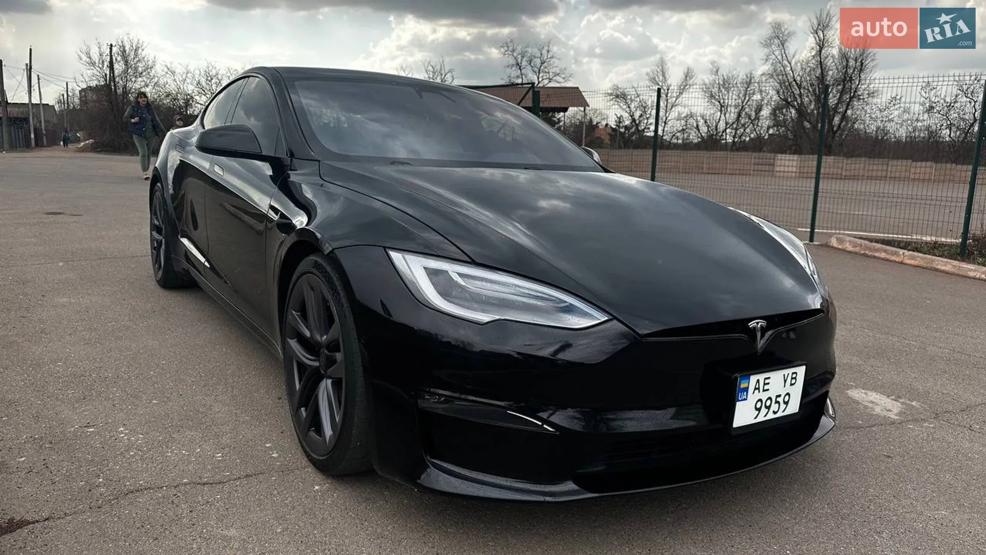 2021 Tesla Model S - фото 1