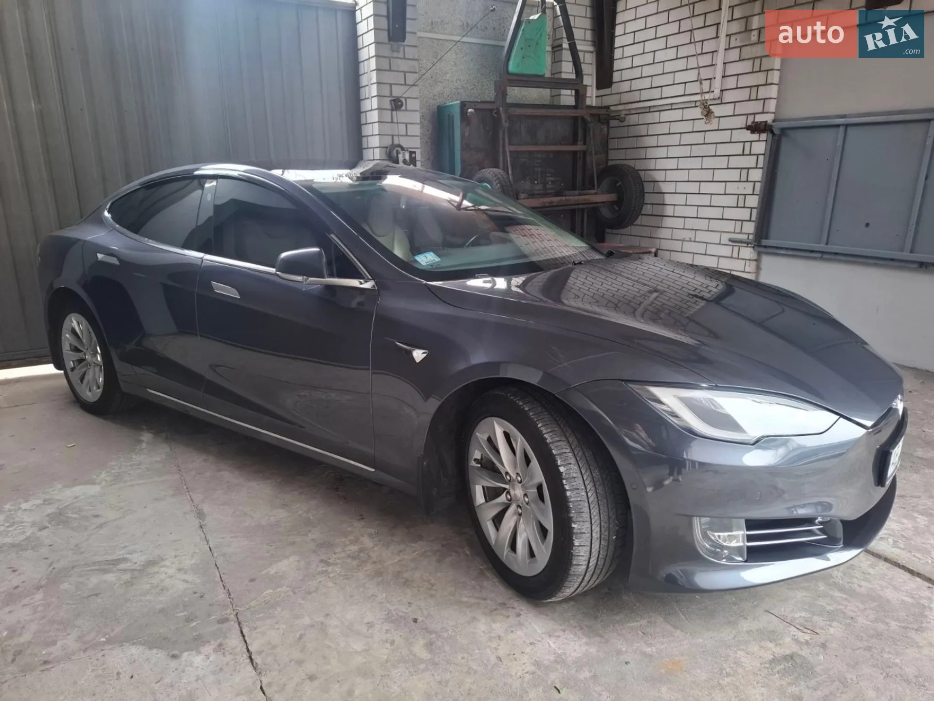 2017 Tesla Model S - мініатюра 8