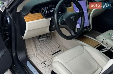 Лифтбек Tesla Model S 2019 в Днепре