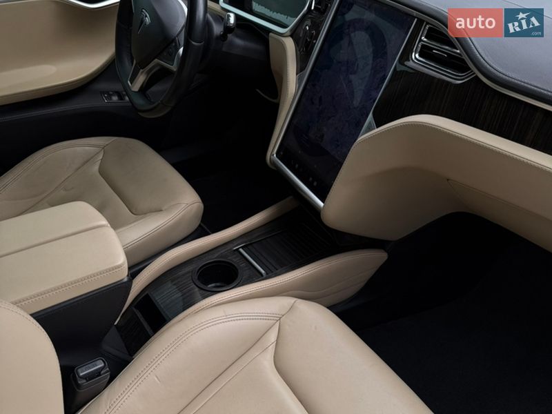 Лифтбек Tesla Model S 2013 в Харькове