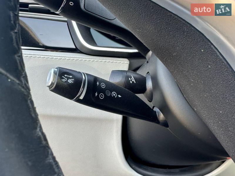 Ліфтбек Tesla Model S 2015 в Богородчанах