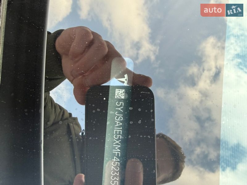 Ліфтбек Tesla Model S 2021 в Києві