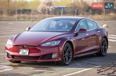 Лифтбек Tesla Model S 2012 в Киеве