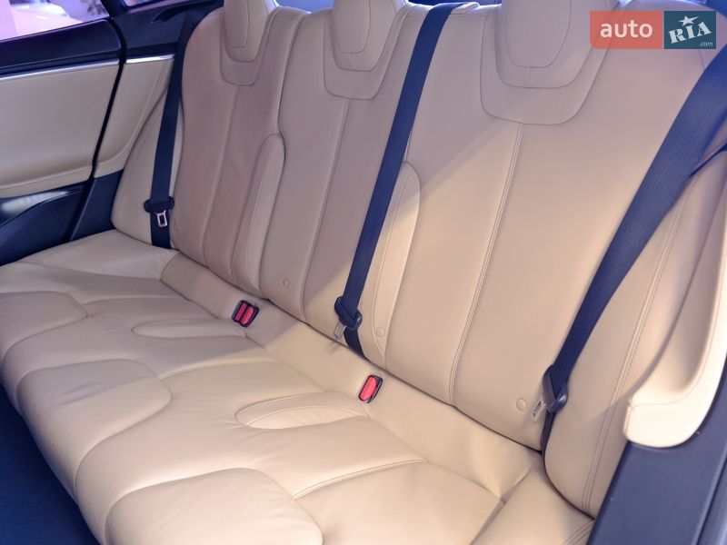 Лифтбек Tesla Model S 2014 в Одессе фото 34 Лифтбек Tesla Model S 2014 в Одессе
