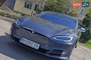 Ліфтбек Tesla Model S 2016 в Миколаєві