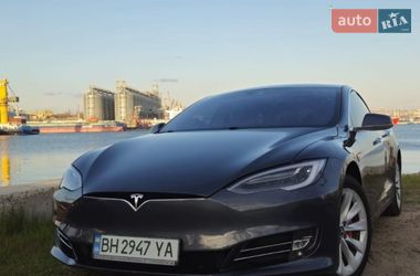 Ліфтбек Tesla Model S 2016 в Миколаєві