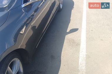 Ліфтбек Tesla Model S 2014 в Житомирі