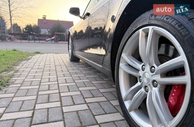 Ліфтбек Tesla Model S 2014 в Одесі