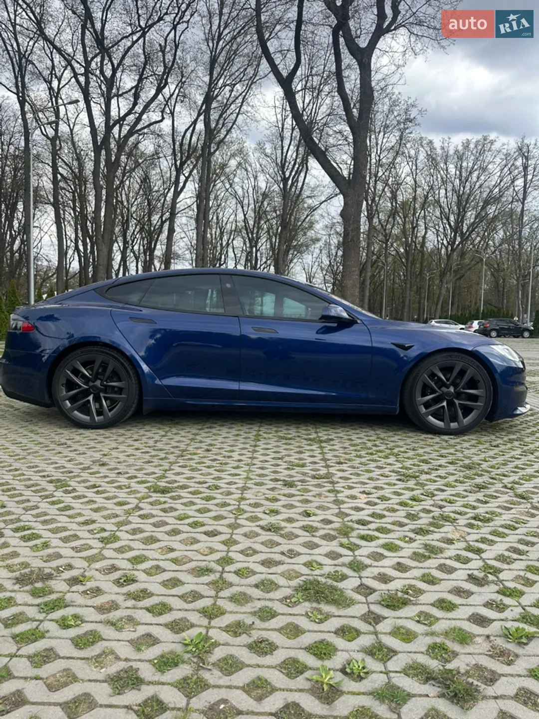 2022 Tesla Model S - мініатюра 8