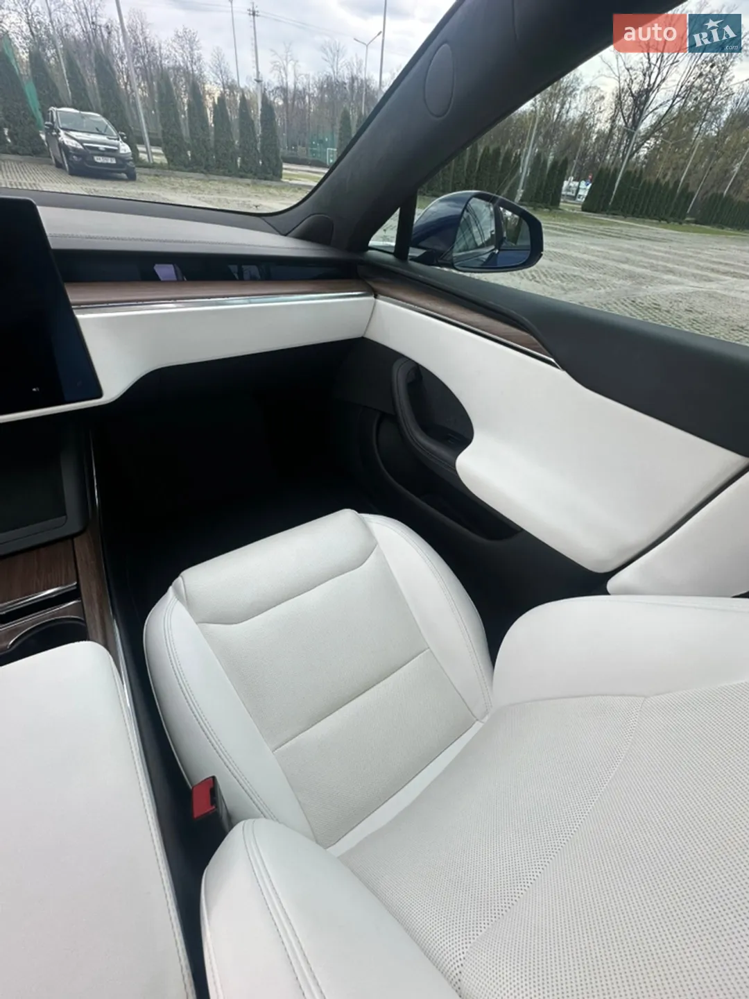 2022 Tesla Model S - мініатюра 19
