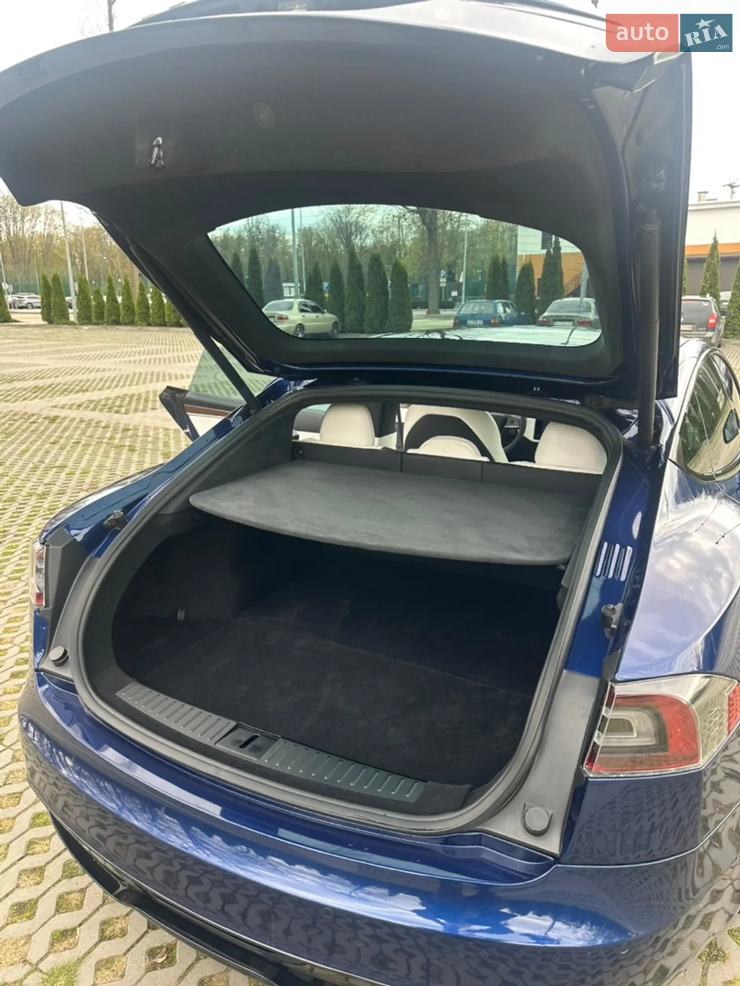 2022 Tesla Model S - мініатюра 21
