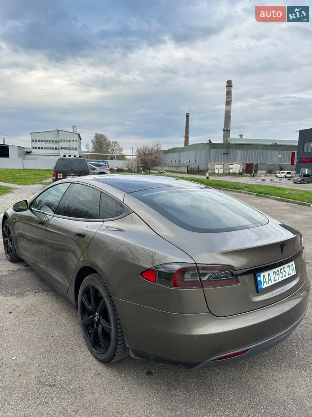 2015 Tesla Model S - мініатюра 2