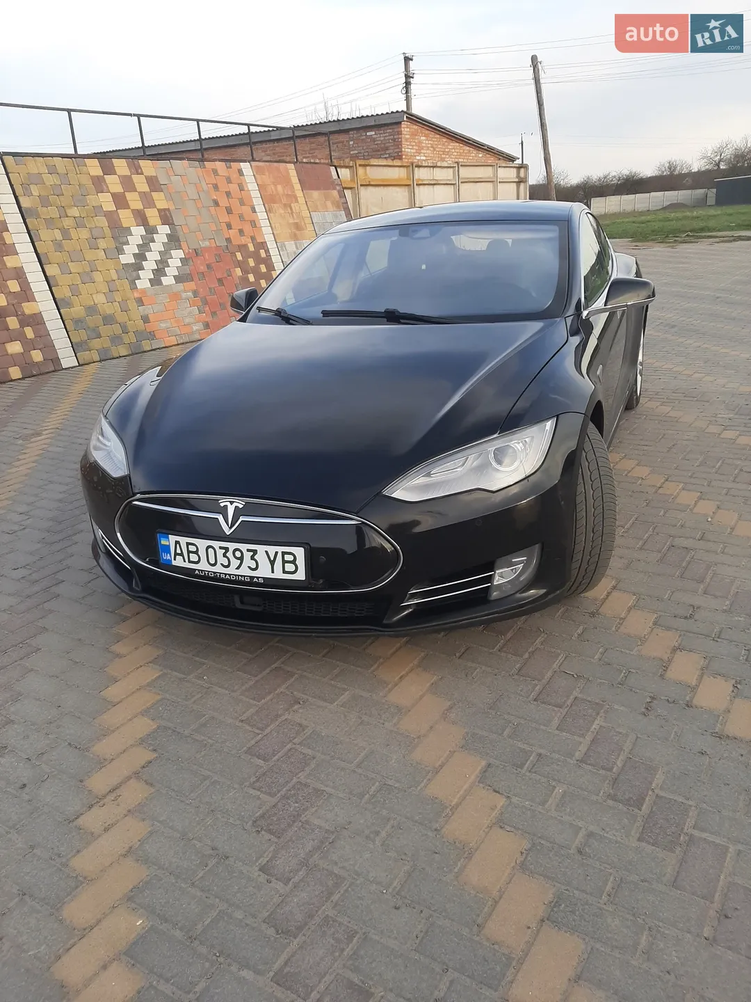 2015 Tesla Model S - фото 1