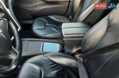 Ліфтбек Tesla Model S 2015 в Іллінцях