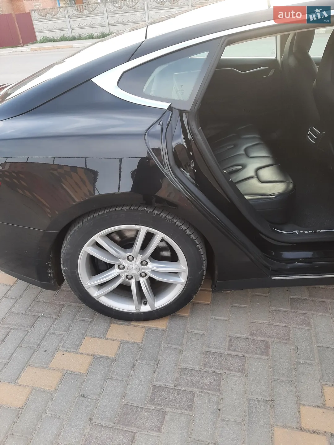 2015 Tesla Model S - мініатюра 13