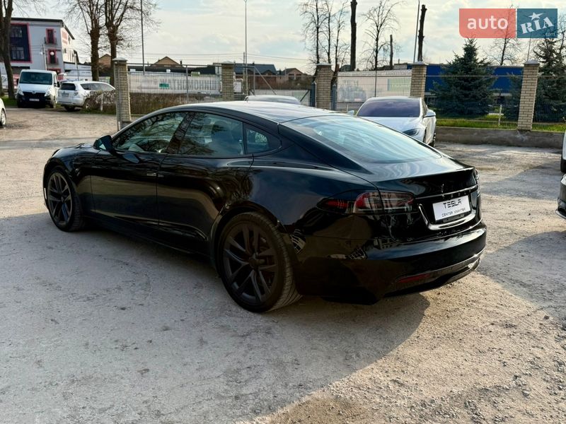 Лифтбек Tesla Model S 2024 в Виннице