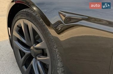Лифтбек Tesla Model S 2024 в Виннице